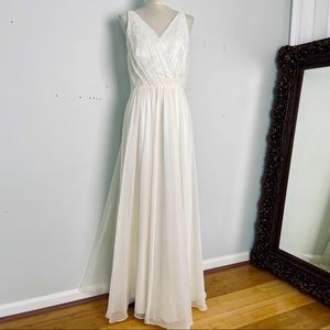NWOT Destination Wedding Dress Size N16